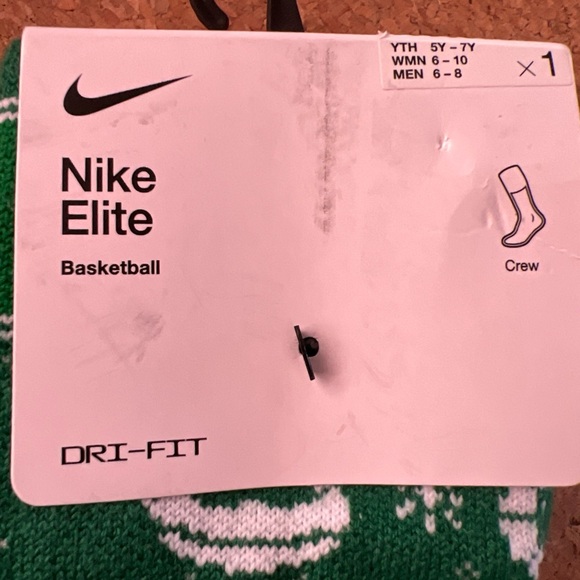 Nike Elite Santa Green Athletic Socks - Picture 2 of 5